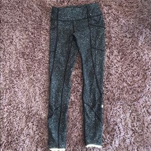 Lululemon leggings!